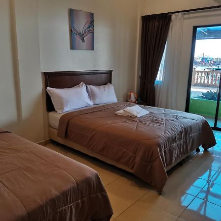 Hotel & Chalet Sportfishing Pnk Teluk Bahang Exterior photo
