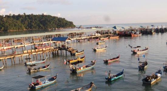 Hotel & Chalet Sportfishing Pnk Teluk Bahang Exterior photo