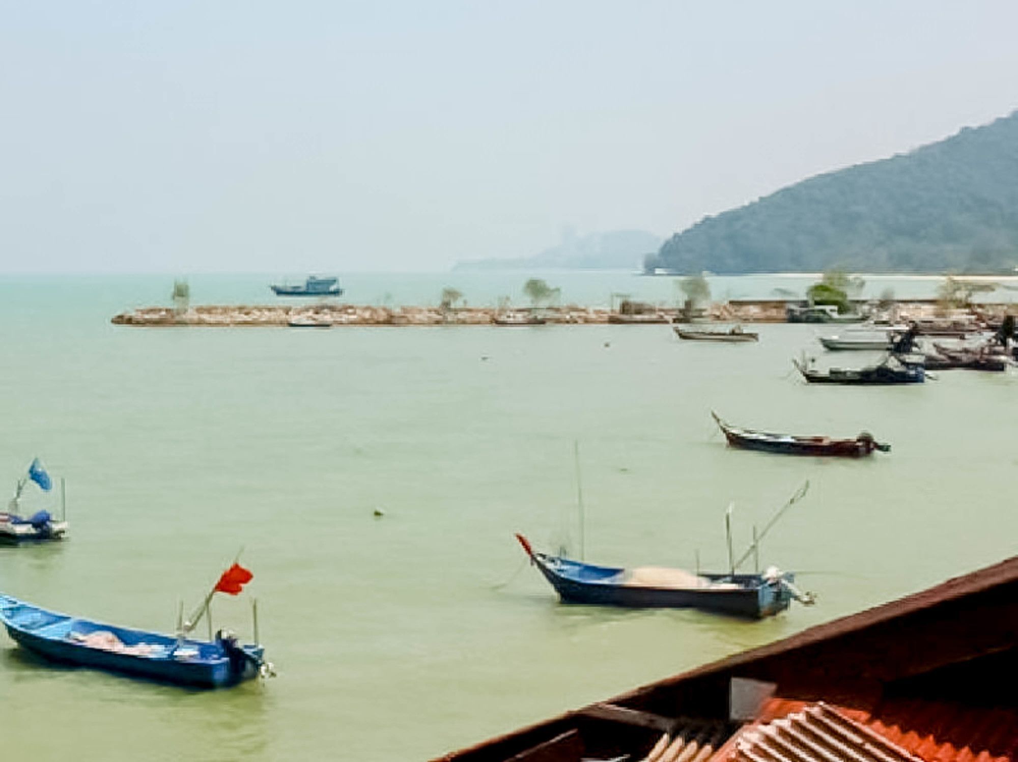 Hotel & Chalet Sportfishing Pnk Teluk Bahang Exterior photo